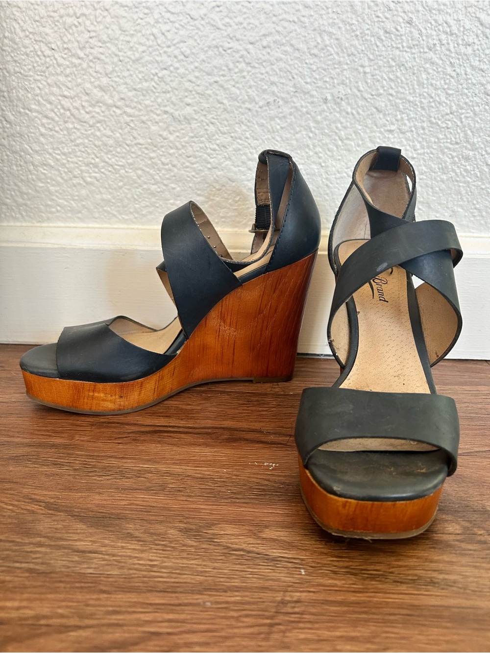 Lucky Brand Black Leather Crisscross Wedge Sandals with Wood Platform